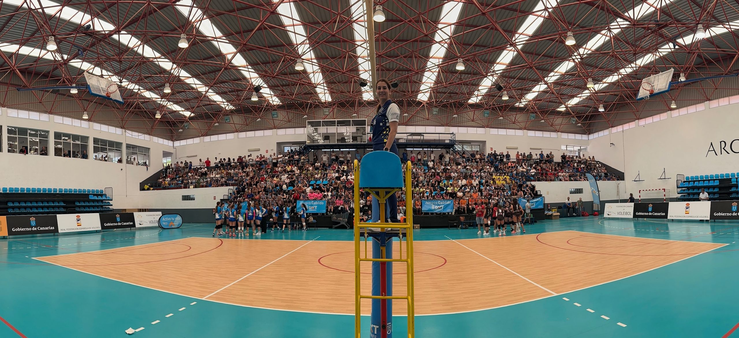 CLAUSURA Y ESPECTÁCULO